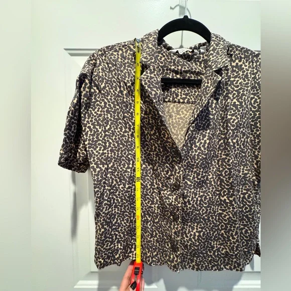 & Other Stories Leopard Print Blouse - Picture 11 of 12
